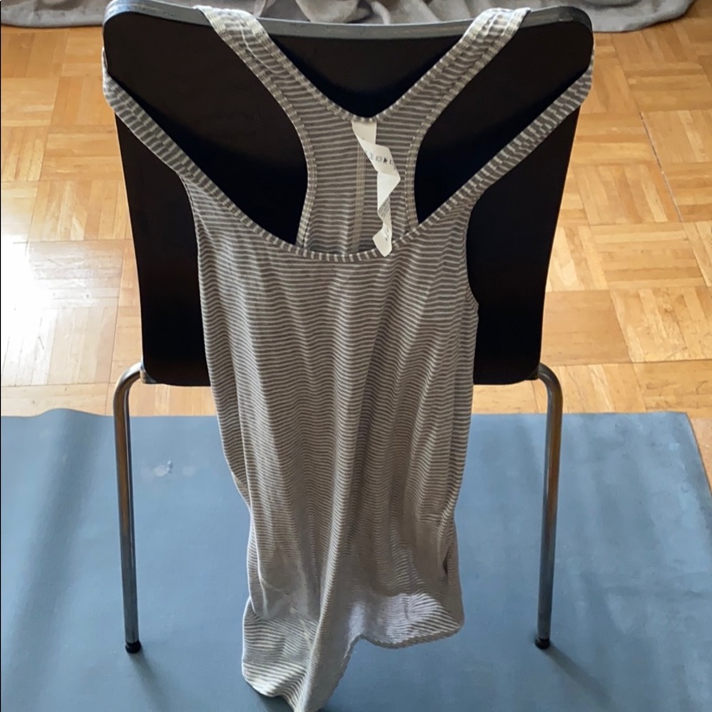 Lululemon Size 6 NWOT